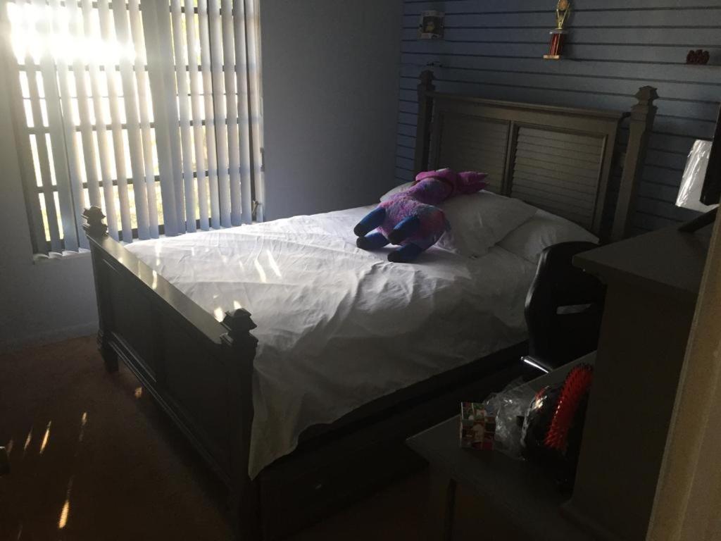 Hébergement de vacances 82-10sw 135av *
